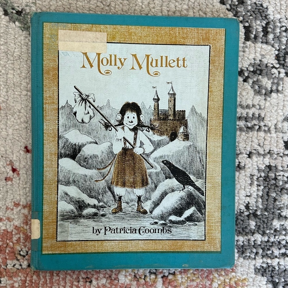 Molly Mullett HC By Patricia Coombs Library Binding 1975 Vintage Children’s book